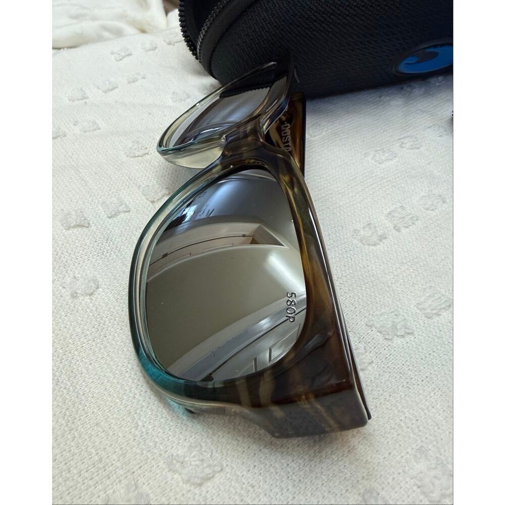 Costa Waterwoman 580P Polarized Sunglasses | Tortoise Blue Fade | Like New - Picture 7 of 11